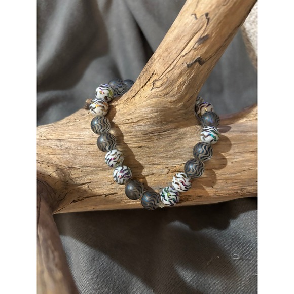 Bracelet Stretch Gray Wave-pattern - Picture 4 of 4